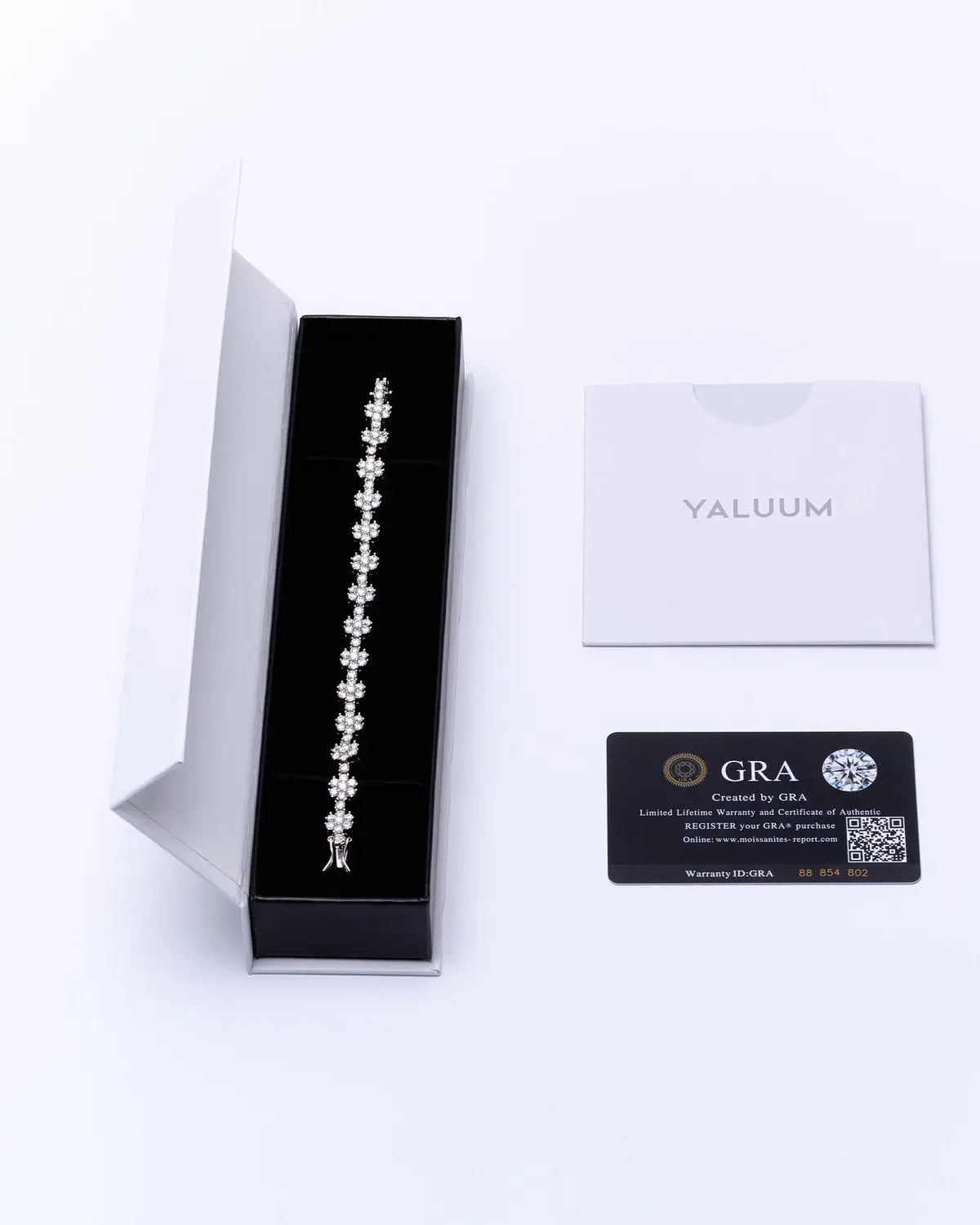 Moissanite Star Bracelet Yaluum