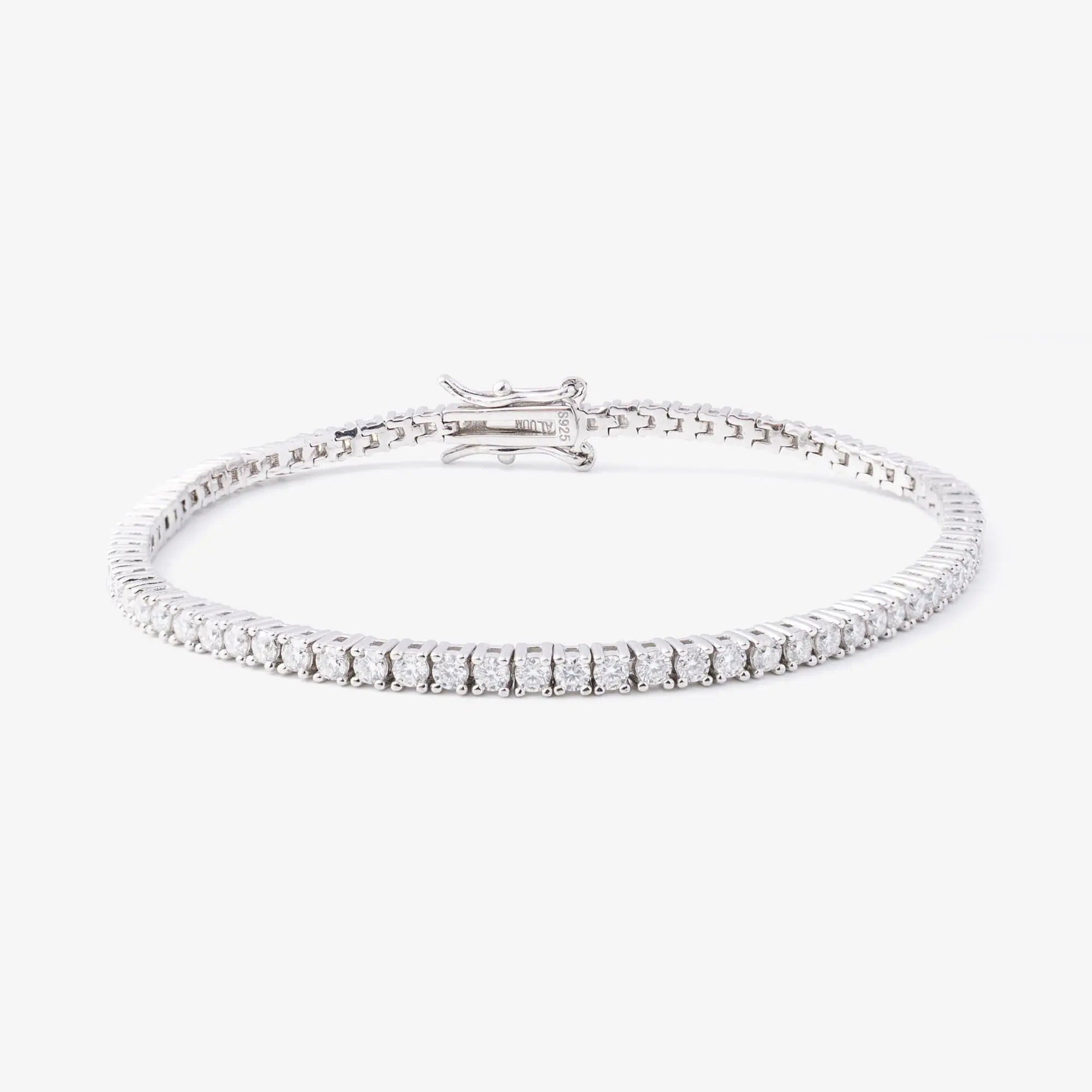 2MM Moissanite Tennis Bracelet Yaluum