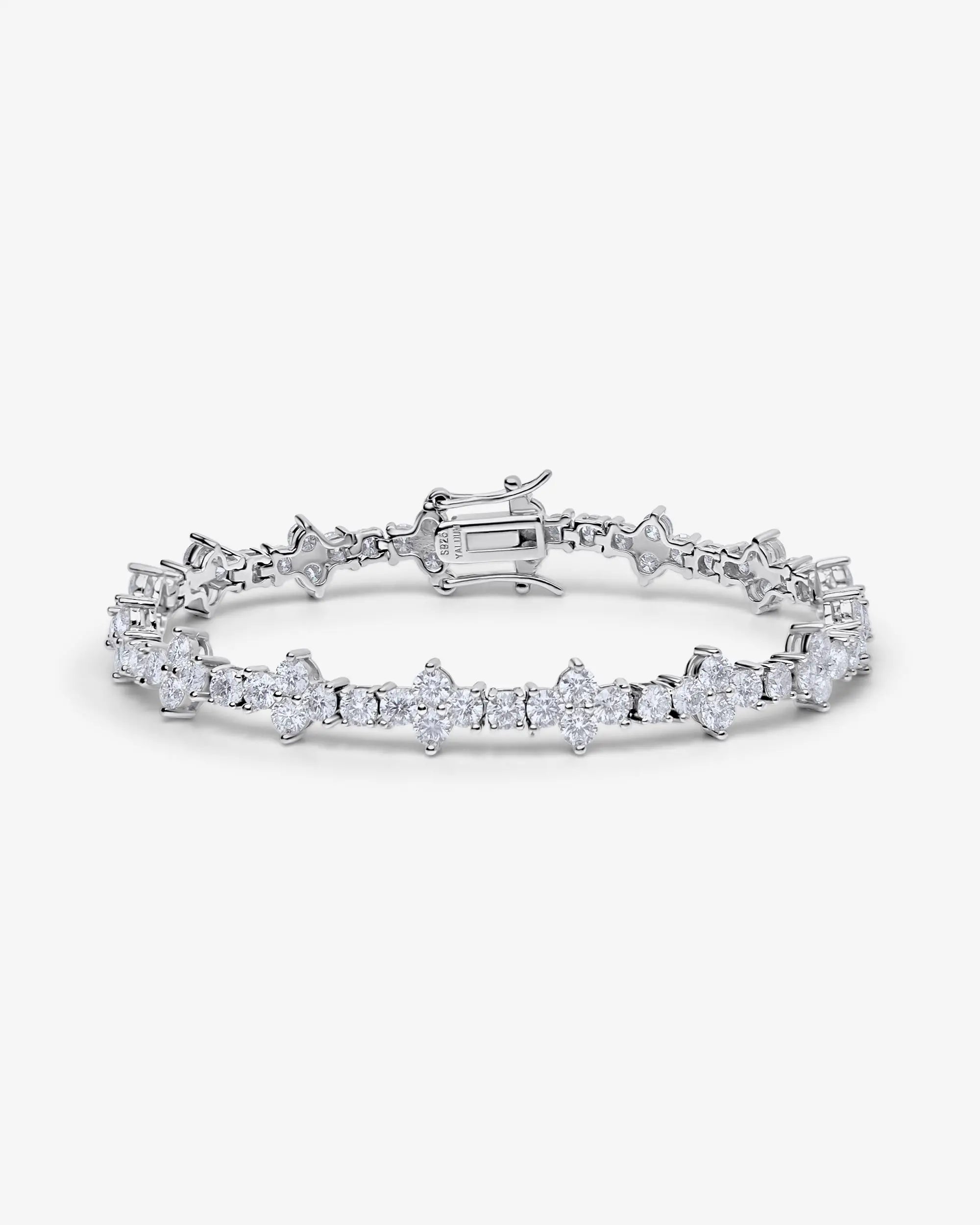 Moissanite Thorn Bracelet Yaluum