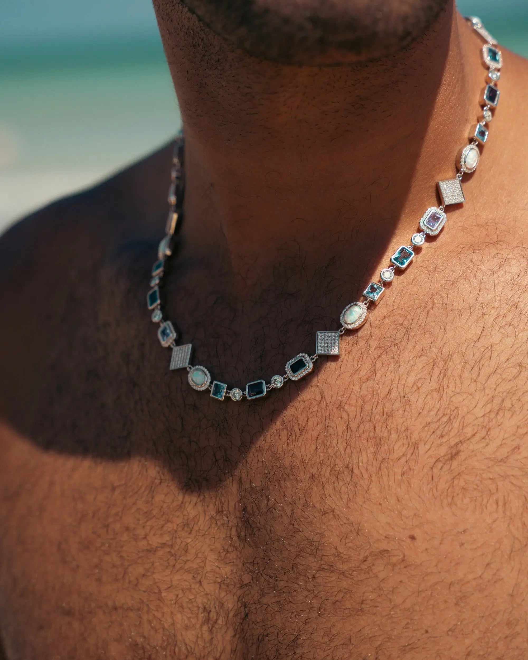 Motif Gemstone Chain Yaluum