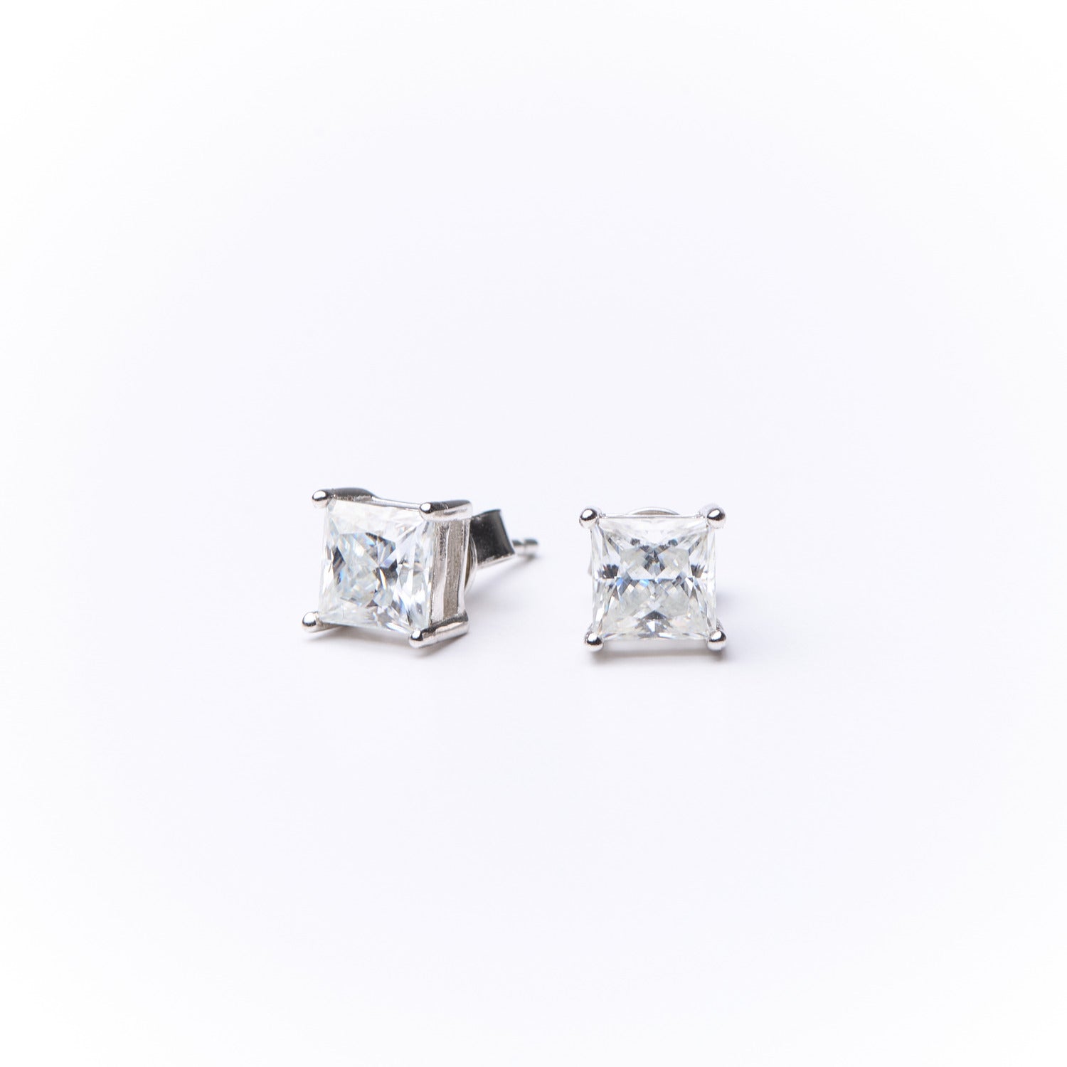 6MM Square Moissanite Earrings