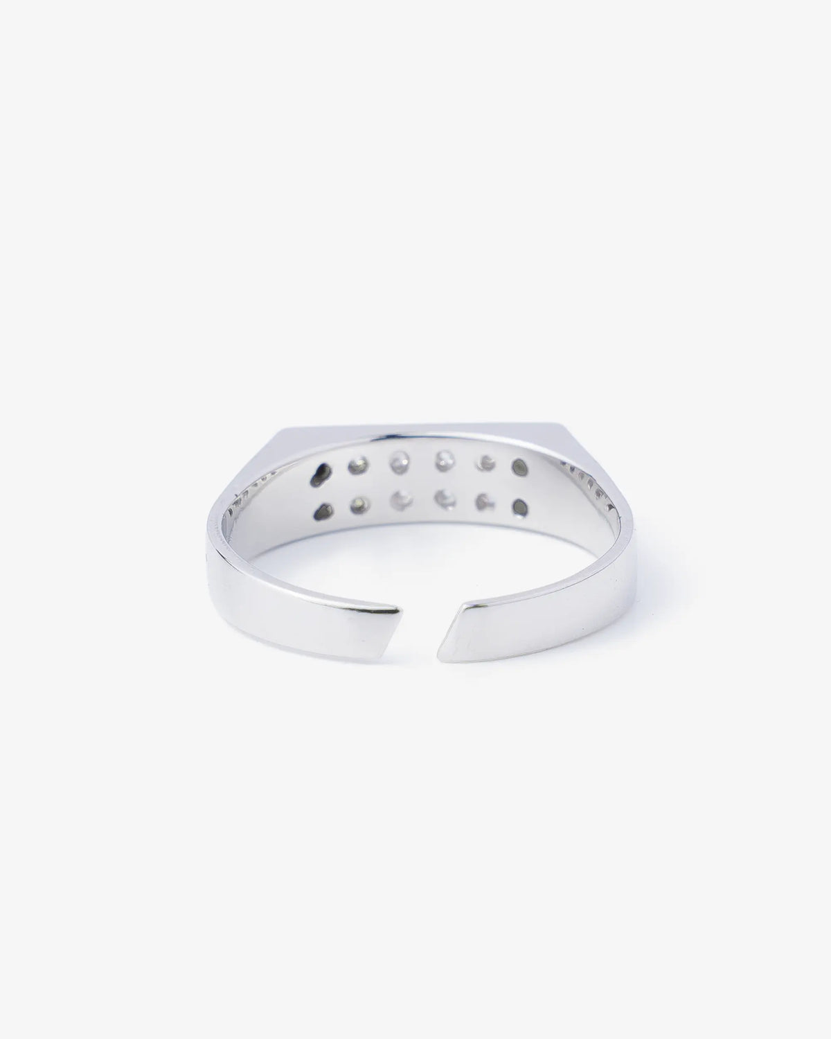 Moissanite Signet Ring Yaluum