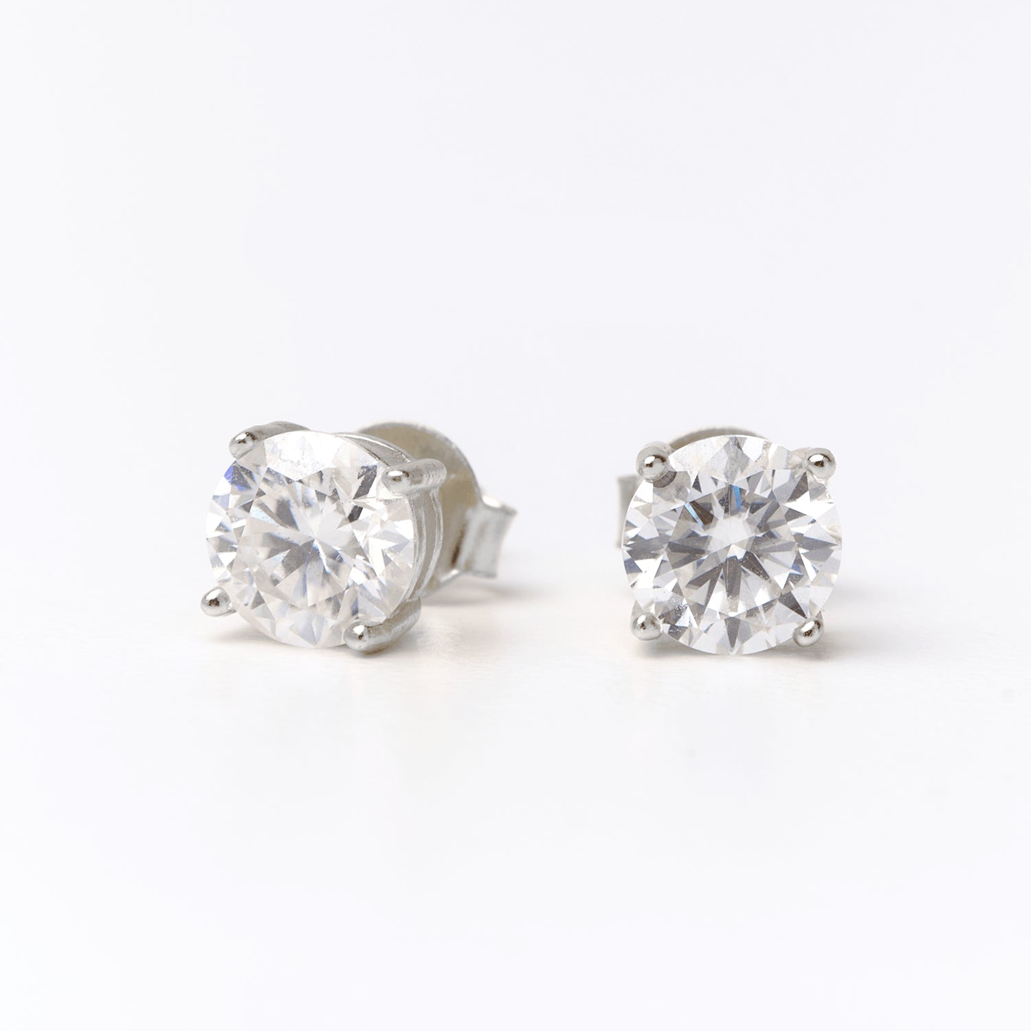 6MM Moissanite Earrings